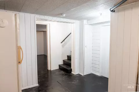 Entry Way - 516 N 6th St, Payette, ID 83661 photo 3 of 3