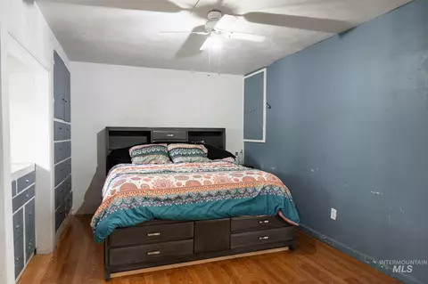 Bedroom - 516 N 6th St, Payette, ID 83661 photo 2 of 3