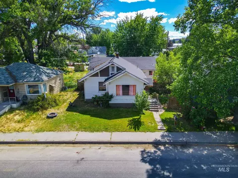 View/Area - 516 N 6th St, Payette, ID 83661 photo 1 of 4