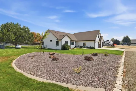 Exterior - 11650 Willis Dr, Middleton, ID 83644 photo 3 of 10