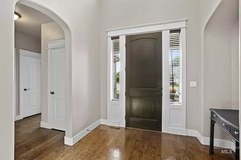 Entry Way - 3640 E Granger Dr, Meridian, ID 83646 photo 1 of 5