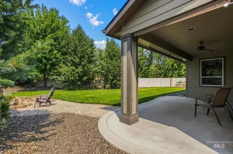 Exterior - 3640 E Granger Dr, Meridian, ID 83646 photo 2 of 4