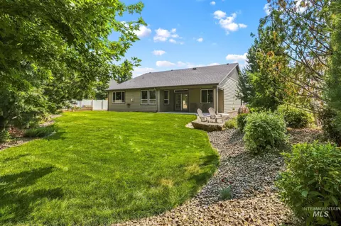 Exterior - 3640 E Granger Dr, Meridian, ID 83646 photo 3 of 4