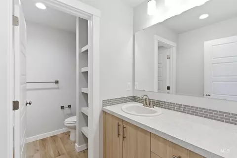 Bath - 7396 W Newtown Dr, Eagle, ID 83616 photo 2 of 6