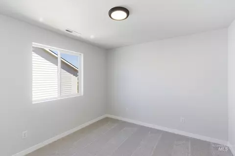 Bedroom - 7396 W Newtown Dr, Eagle, ID 83616 photo 2 of 8