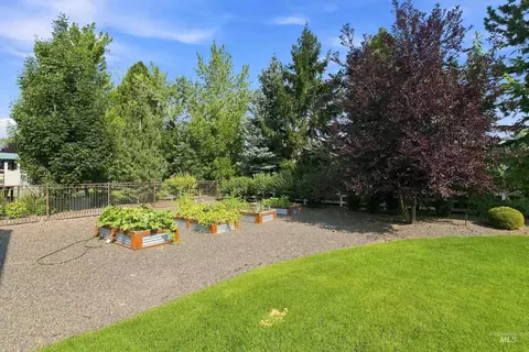 4032 W Sugarberry St, Eagle, ID 83616 photo 43