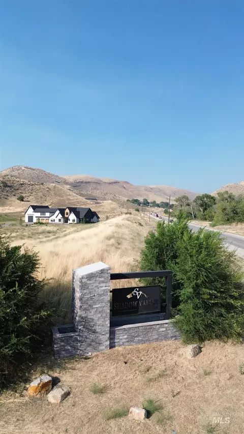 6782 N High Valley Way, Boise, ID 83714