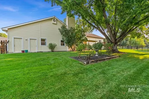 Exterior - 2321 E Brigantine, Eagle, ID 83616 photo 5 of 6