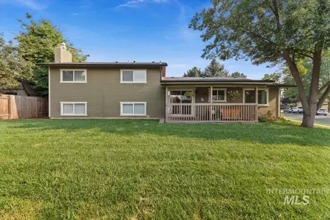 Exterior - 969 Farrington, Eagle, ID 83616 photo 8 of 12