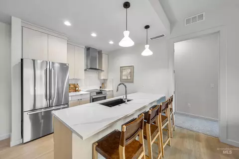 Kitchen - 4430 E Haystack St #204, Boise, ID 83716 photo 2 of 5