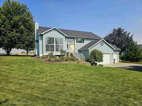 3608 Masters Dr, Clarkston, WA 99403