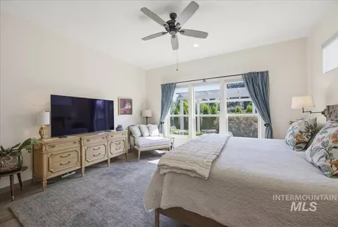 Bedroom - 514 W Carnelian Ln, Eagle, ID 83616 photo 2 of 3