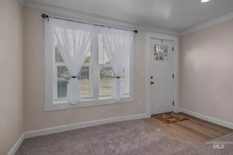 Entry Way - 1401 3rd Ave S, Payette, ID 83661 photo 1 of 1
