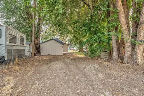 Exterior - 1401 3rd Ave S, Payette, ID 83661 photo 7 of 10