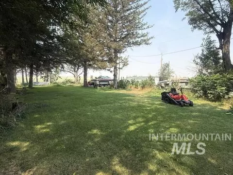 Exterior - 377 S Davis Rd, Hammett, ID 83627 photo 3 of 7