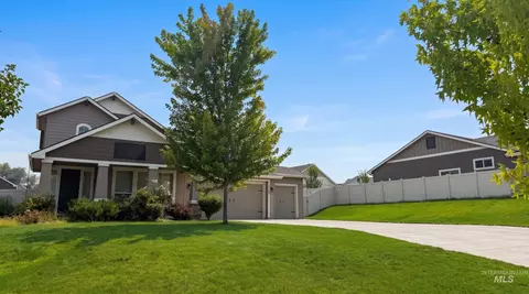 11127 W Troyer Dr, Nampa, ID 83686