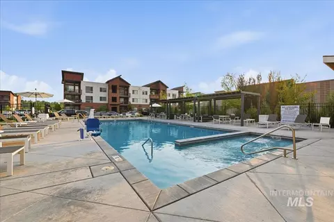 Exterior - 3928 E Haystack St #210, Boise, ID 83716 photo 4 of 5