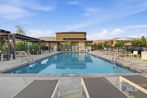 Exterior - 3928 E Haystack St #210, Boise, ID 83716 photo 5 of 5
