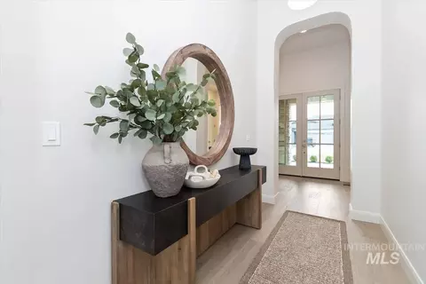Entry Way - 3475 W Parodin St, Eagle, ID 83616 photo 3 of 4