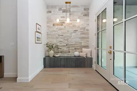 Entry Way - 3475 W Parodin St, Eagle, ID 83616 photo 2 of 4