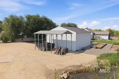 Exterior - 1600 S Eagle Rd, Kuna, ID 83634 photo 6 of 7