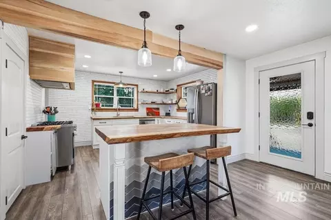 Kitchen - 1600 S Eagle Rd, Kuna, ID 83634 photo 1 of 6