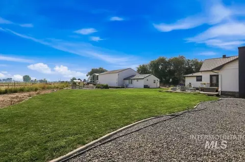 Exterior - 1600 S Eagle Rd, Kuna, ID 83634 photo 3 of 7