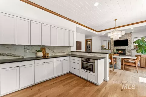 Kitchen - 3057 E Nature Dr, Boise, ID 83706 photo 5 of 5