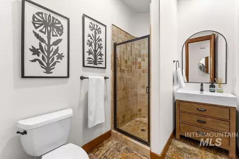 Bath - 3057 E Nature Dr, Boise, ID 83706 photo 7 of 7