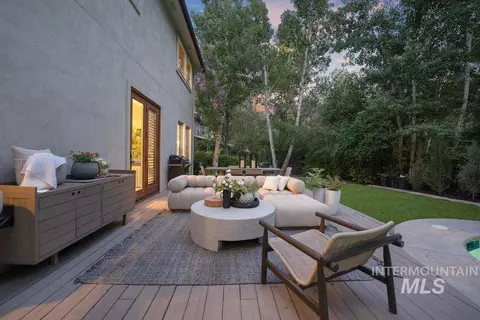 Exterior - 3057 E Nature Dr, Boise, ID 83706 photo 5 of 5