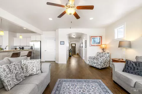 Entry Way - 16 N Caracaras Way, Eagle, ID 83616 photo 1 of 5