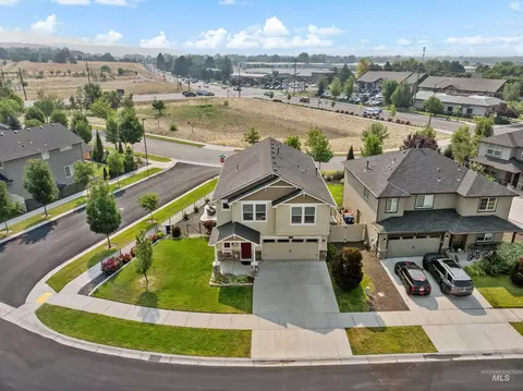 View/Area - 16 N Caracaras Way, Eagle, ID 83616 photo 2 of 3