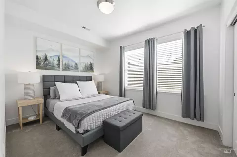 Bedroom - 109 Broken Pine Ln, Mccall, ID 83638 photo 1 of 12
