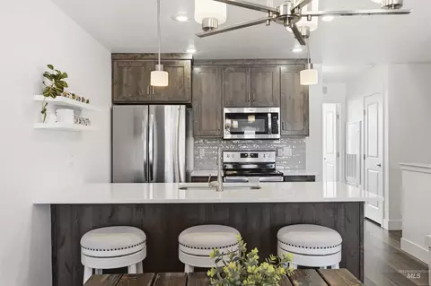 Kitchen - 109 Broken Pine Ln, Mccall, ID 83638 photo 5 of 5