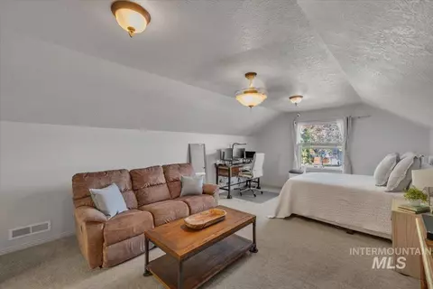 Bedroom - 3471 E Beamer Ct, Meridian, ID 83642 photo 1 of 8