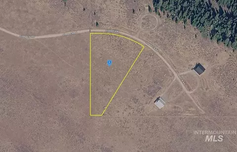 3202 Sheep Crk Rd, Island Park, ID 83429