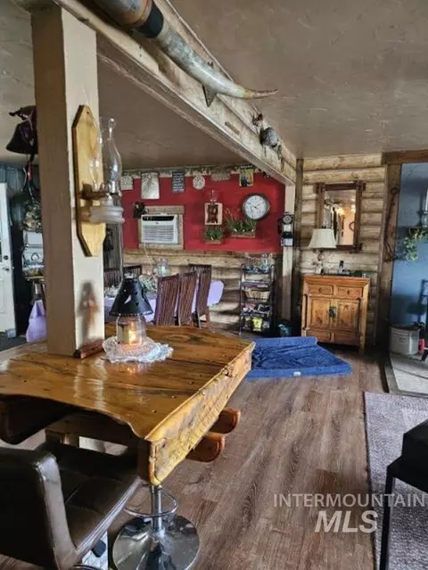 Dining - 560 Pleasant Acres, Weippe, ID 83553 photo 1 of 3