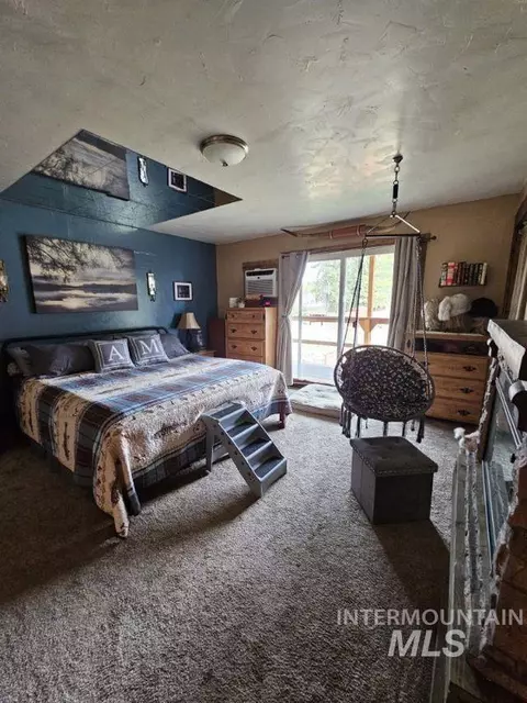 Bedroom - 560 Pleasant Acres, Weippe, ID 83553 photo 4 of 6