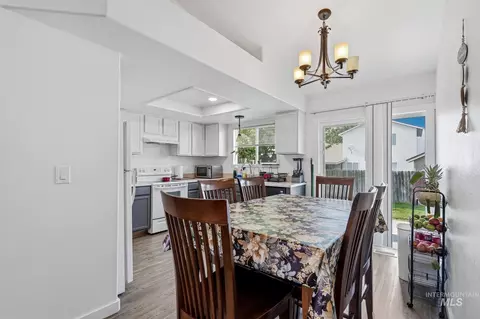 Dining - 607 Laster St, Caldwell, ID 83607 photo 1 of 3