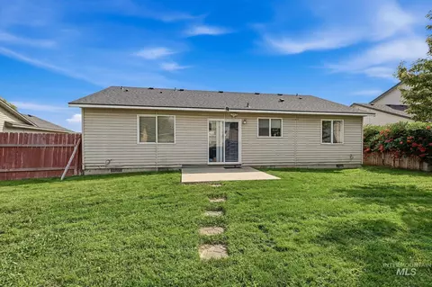 Exterior - 607 Laster St, Caldwell, ID 83607 photo 2 of 5