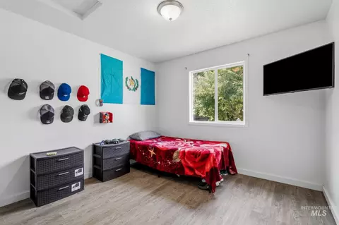 Bedroom - 607 Laster St, Caldwell, ID 83607 photo 4 of 5
