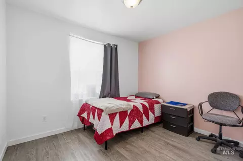 Bedroom - 607 Laster St, Caldwell, ID 83607 photo 3 of 5