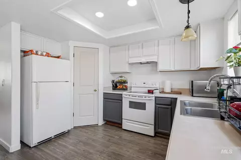 Kitchen - 607 Laster St, Caldwell, ID 83607 photo 1 of 1