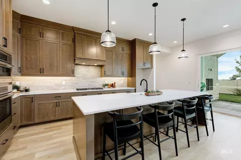 Kitchen - 4382 W Estuary Ct, Eagle, ID 83616 photo 1 of 5