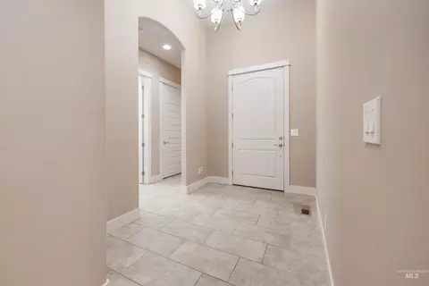 Entry Way - 96 E Segundo St, Meridian, ID 83646 photo 1 of 3