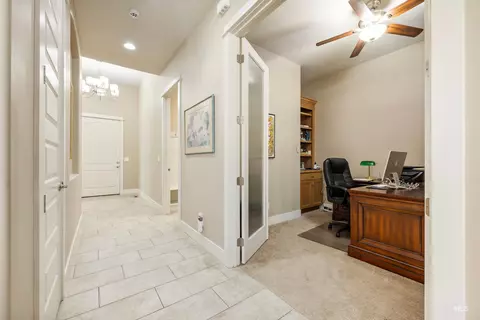 Entry Way - 96 E Segundo St, Meridian, ID 83646 photo 3 of 3
