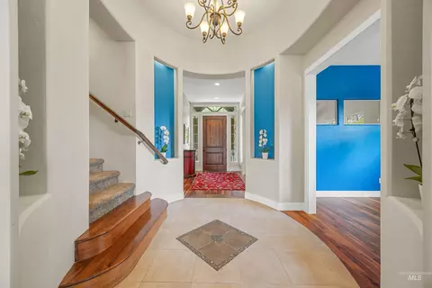 Entry Way - 2902 S Brookwater Ln, Eagle, ID 83616 photo 1 of 2