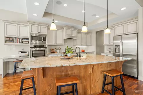 Kitchen - 2902 S Brookwater Ln, Eagle, ID 83616 photo 2 of 7