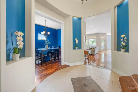 Entry Way - 2902 S Brookwater Ln, Eagle, ID 83616 photo 2 of 2