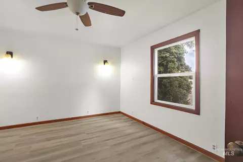 Bedroom - 356 E Avenue B, Wendell, ID 83355 photo 1 of 3